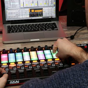 Meilleur Clavier MIDI : Comparatif et Avis du Clavier Maître