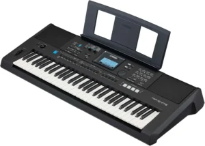 Yamaha PSR-E473 : avis et test de cet arrangeur portable qui invite à créer