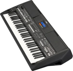 Yamaha PSR-SX600 : avis et test de cet arrangeur workstation pour la scène